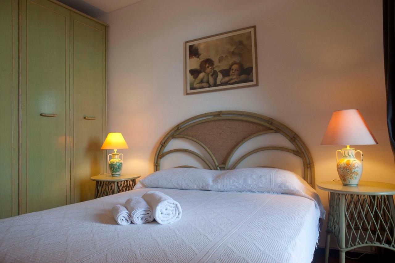 Mara'S House, 10 Minuti A Piedi Dal Centro, Parcheggio Privato Taormina Exteriör bild